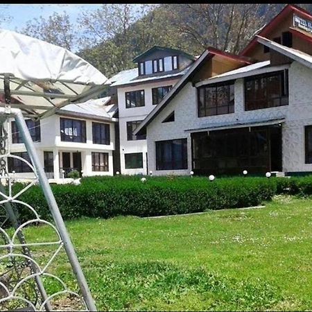 The K2 Alpine Hotell Pahalgām Eksteriør bilde